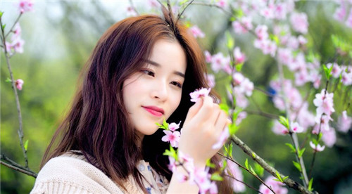 暖心直播免费版：让你觉得暖心的免费直播观看平台