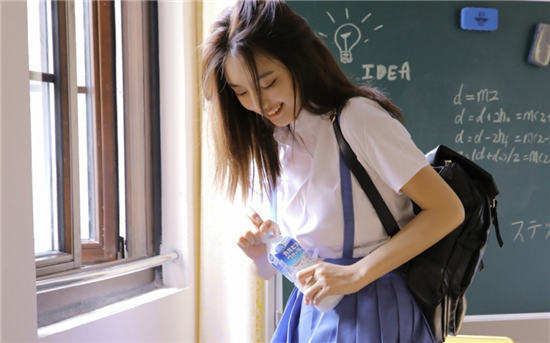 50度灰解锁版：不花钱也能享受到不一样的视觉盛宴