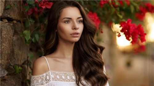 f2d8app富二代最新版本：永久免费提供海量精彩内容