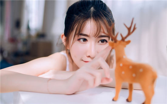 芭乐丝瓜草莓向日葵小猪鸭脖黄：大量美女视频畅爽观看