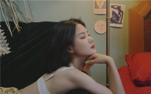 国富产二代两个小人的APP：各种美女福利免费看的软件