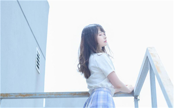 富二代f2d解锁版app下载苹果：无限热门影视随时放送