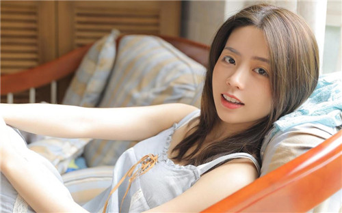 花季传媒v3.072每天免费三次解锁版：热门影视全部限免