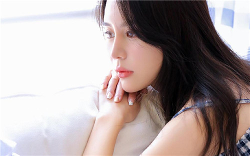 榴莲深夜放毒放飞自我：深夜美女无限看