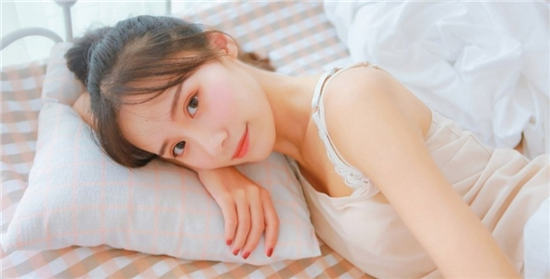 宅男深夜视频在线观看大全：大量高清的小姐姐视频看到爽