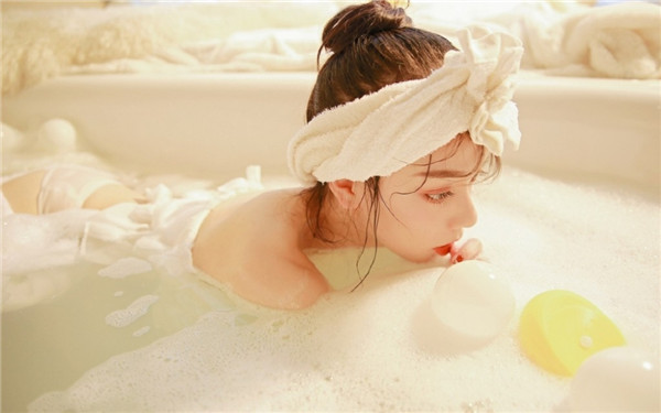 幸福宝丝瓜草莓向日葵芭比小猪：适合晚上一个人释放的软件