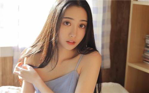 草莓芒果秋葵丝瓜香蕉污：深夜污污污视频免费看