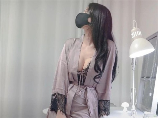 花季传媒下载v3.0.3解锁版：登录免费赠送会员