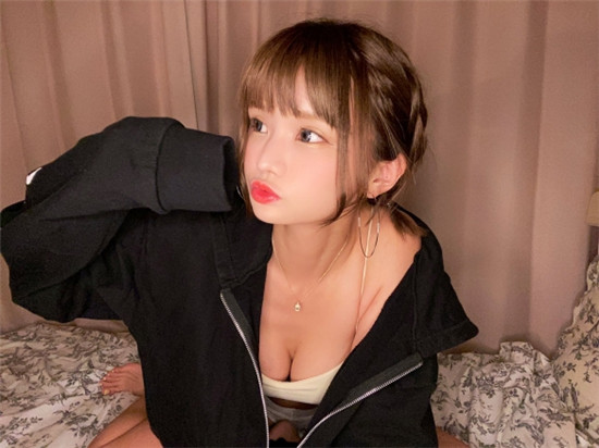 富二代ios无限次解锁版：深夜免费看海量污片