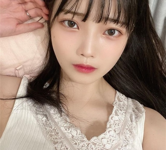 秋葵视频解锁版v1.0安卓：一款深夜释放不停的看片应用