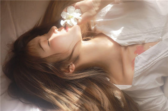 抖抈app下载汅api免费下载解锁版：美女视频资源畅爽观看