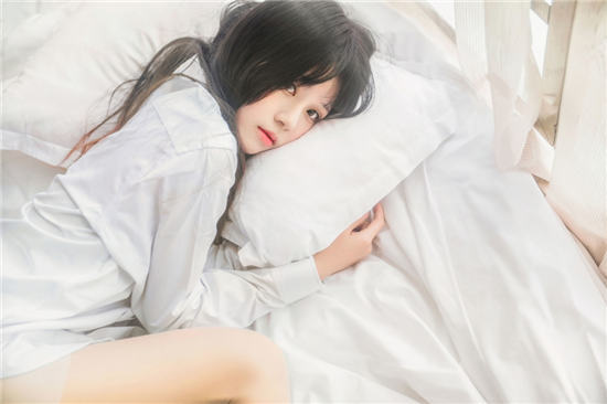 水蜜桃爱如潮水带你飞抖音：是一款当下非常火爆的手机在线看片播放神器