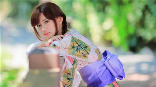 暖暖韩国日本免费完整版：品味含羞草传媒每天免费三次最新版内容