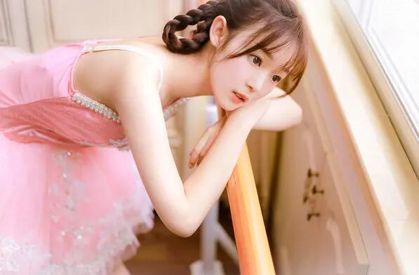 丝瓜草莓秋葵污下载旧版免费ios:无限次数看片的观影神器