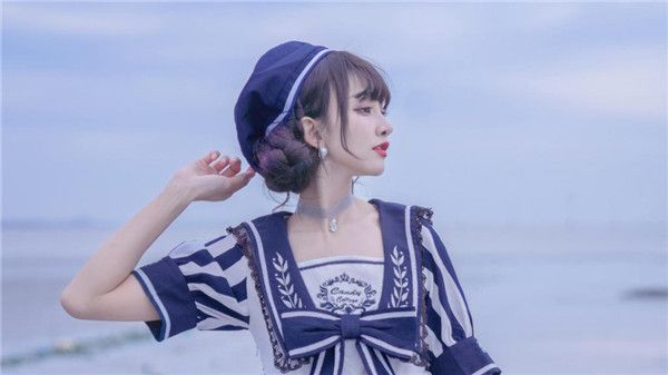 金鱼直播app官方下载:她们或清纯或性感让你沉迷其中