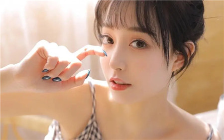 秋葵香蕉草莓芒果绿巨人18无限看：一款为广大用户量身打造的视频播放器