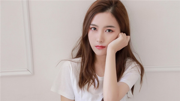 深夜释放自己幸福宝下载链接大全app：海量美女主播都可以亲自免费欣赏