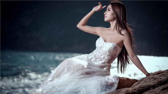 草莓茄子西瓜香蕉榴莲污：观影没有任何的门槛！