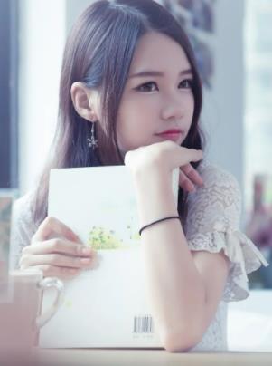 黄瓜草莓秋葵丝瓜黄瓜绿巨人解锁版：一款已经被完美解锁的软件