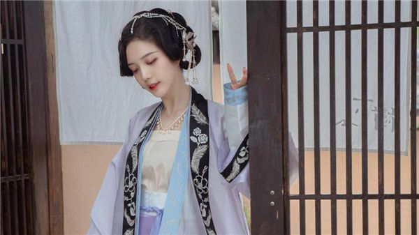 蘑菇影视app破解版:一款包你满意的手机在线看福利软件