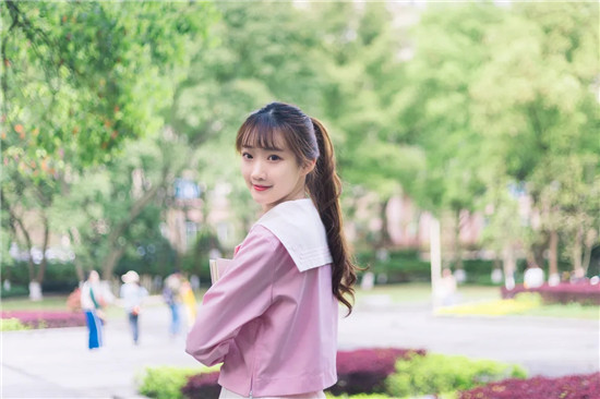 九月影视破解版：一款可以无限观看的播放器