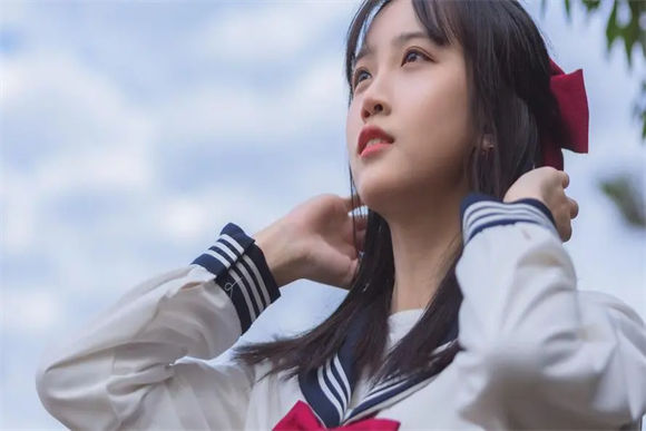 麻花豆传媒剧国产mv自动字幕翻译功能,网友:不怕看不懂海外片!