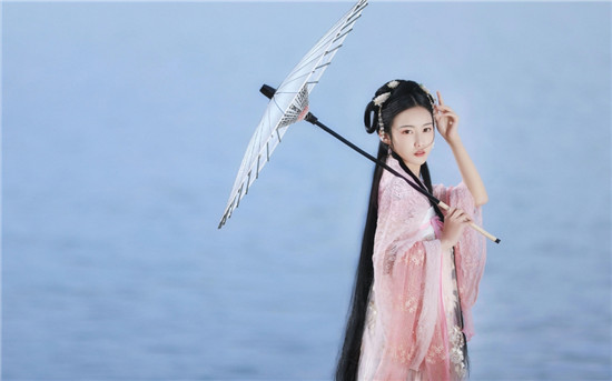 向日葵富二代草莓绿巨人ios：向日葵富二代草莓绿巨人ios下载地址