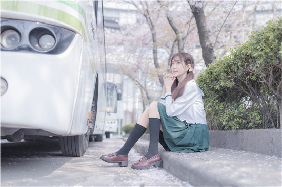 黄瓜秋葵草莓樱桃绿巨人iOS:黄瓜秋葵草莓樱桃绿巨人iOS下载地址