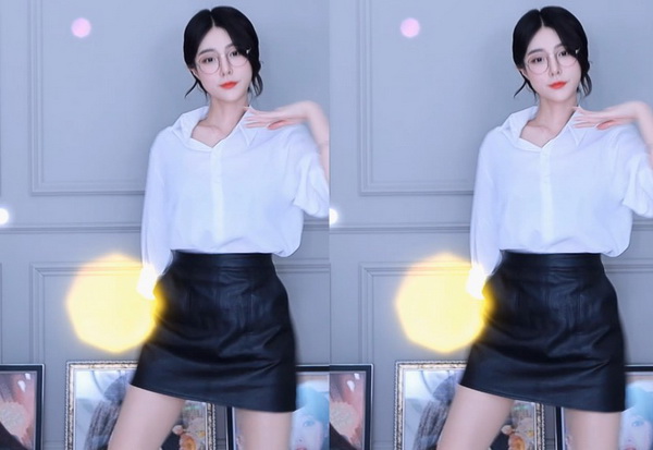 95w乳液78wyw永久宣布开启免费，网友：精华液啥时候有活动