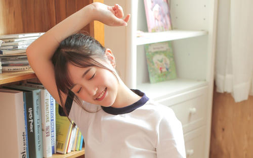 妖精视频app手机版:一款成年男人必备的可以看污免费手机视频软件