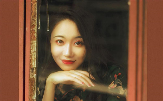 富二代精产国品2.3.0苹果最新版：可以免费无限次看视频的手机软件