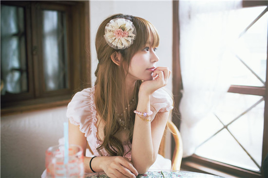 草莓芭乐向日葵黄瓜幸福宝：榴莲草莓向日葵芭乐