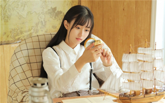 草莓榴莲向日葵秋葵香蕉绿巨人最新版：支持设置大屏幕播放视频的软件