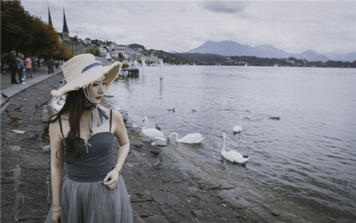 夜来香视频免费观看视频画质超高清,网友:视频播放也超流畅!