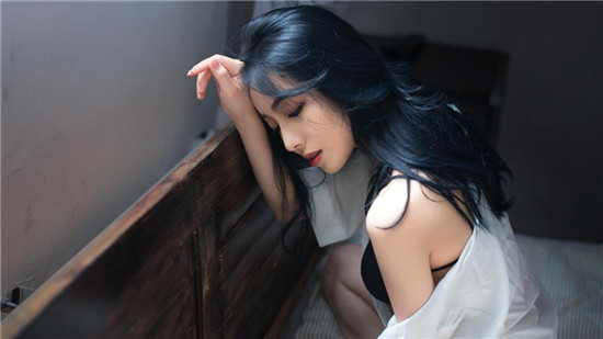 千层浪绿巨人草莓视频解锁版：一款建议收藏的影视看片类软件