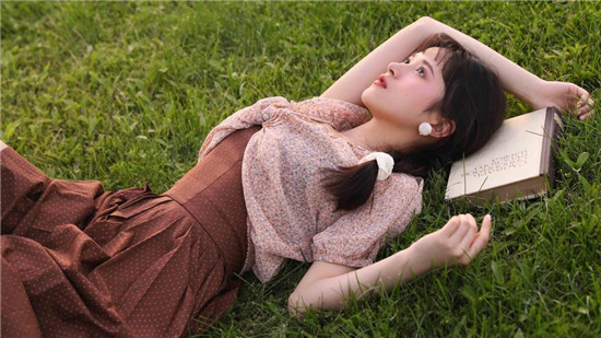 精产国品一二三区别9978完整版：无需注册即可看片的影音软件