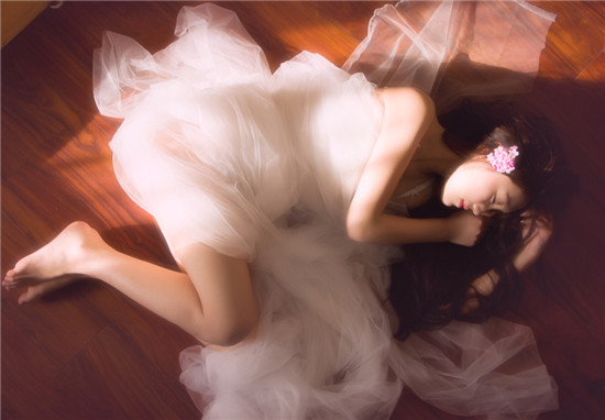 草莓丝瓜秋葵小蝌蚪榴莲：为用户提供24小时无限制影片观看的视频播放器