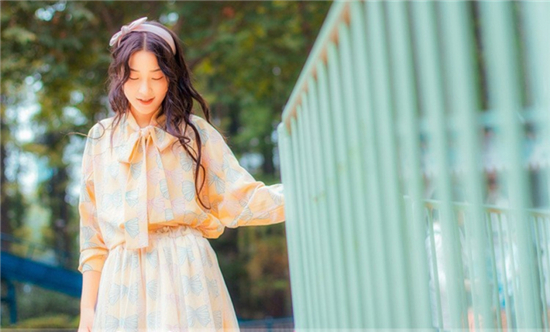 万能聚合直播精简版下载:一款专注于为单身用户打造的美女直播天堂