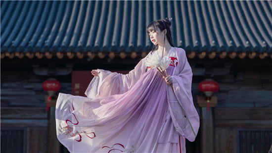 草莓香蕉樱桃黄瓜丝瓜榴莲幸福宝视频大全：草莓香蕉菠萝秋葵黄瓜绿巨人