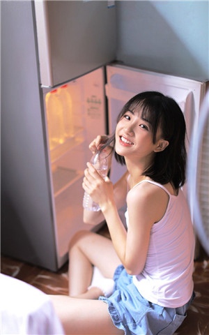 秋葵绿巨人草莓樱桃榴莲：全网最全的视频播放软件