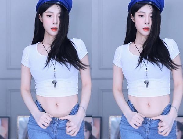 精品免费一区二区三区在升级？平台主播发言：神秘功能即将登场！