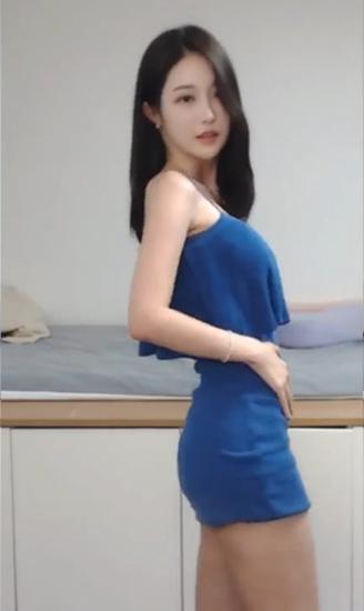 菠萝菠萝蜜免费视频高清观看最新版-从此不再无聊寂寞的美女直播