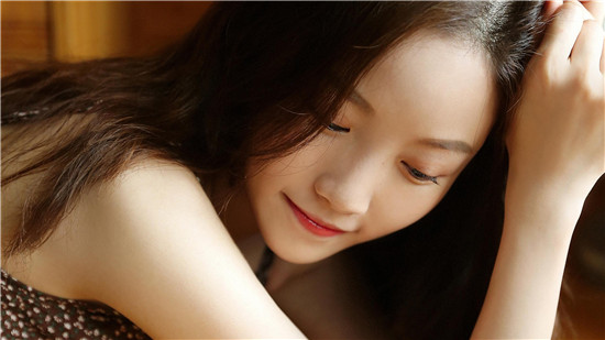 幸福宝草莓榴莲深夜释放自己ios：丝瓜草莓向日葵芭乐黄瓜小猪鸭脖ios