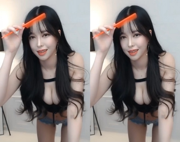 富二代app成年版抖音短视频：一个网红草莓味的软糖呀福利在线观看软件