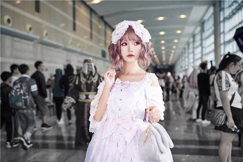 免费无人区码卡二卡3卡4卡意外火爆，网友：非常的不错！