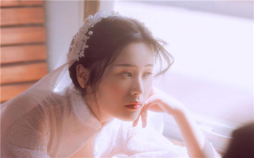 草莓香蕉樱桃黄瓜视频:该软件提供了很多不同题材资源的播放软件