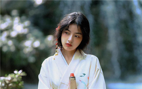 草莓丝瓜向日葵视频APP下载：一款不需要注册账号也能体验的播放软件