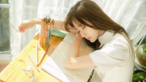 香蕉草莓丝瓜茄子番茄绿巨人各式各样风格汇聚等你观看,网友：全站免费