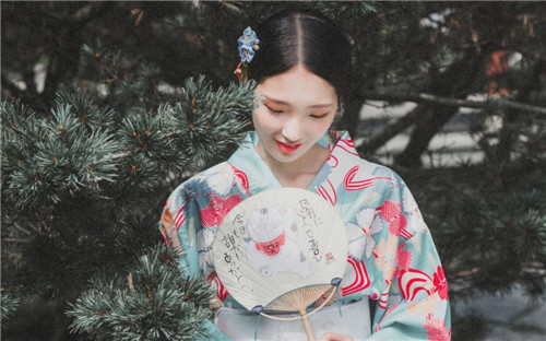 新版天堂资源中文www连接无限看半夜访问人数最多，网友：全是夜猫子！