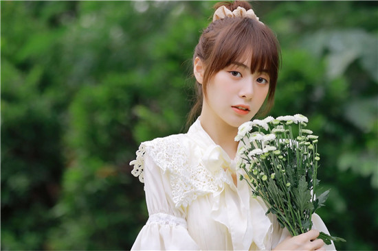 樱桃榴莲秋葵绿巨人视频：观影免费直接不需要花钱